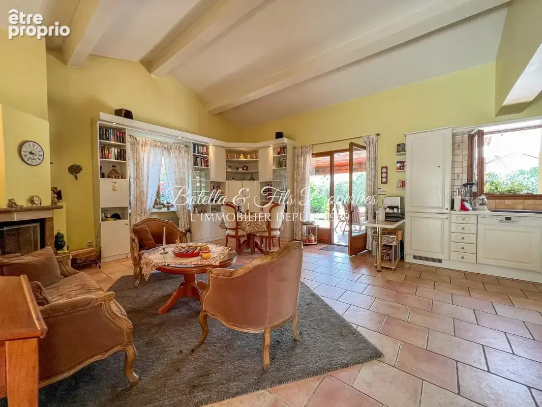 Maison 6 pièces 140 m² à vendre à Vallon-Pont-D'arc (07150) - photo 10