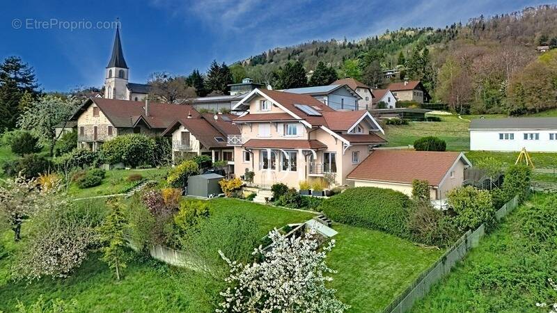 Maison à LUCINGES