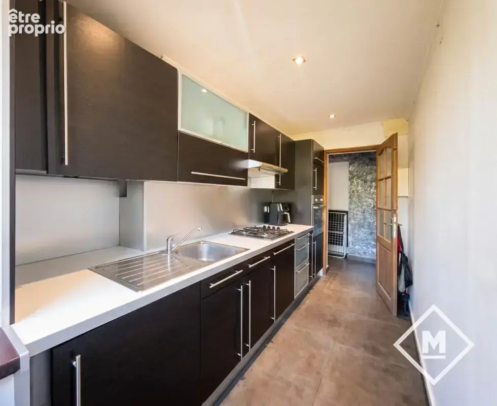 Lumineux 2 pièces Marseille 12ème, quartier Beaumont, 137000€ - photo 4
