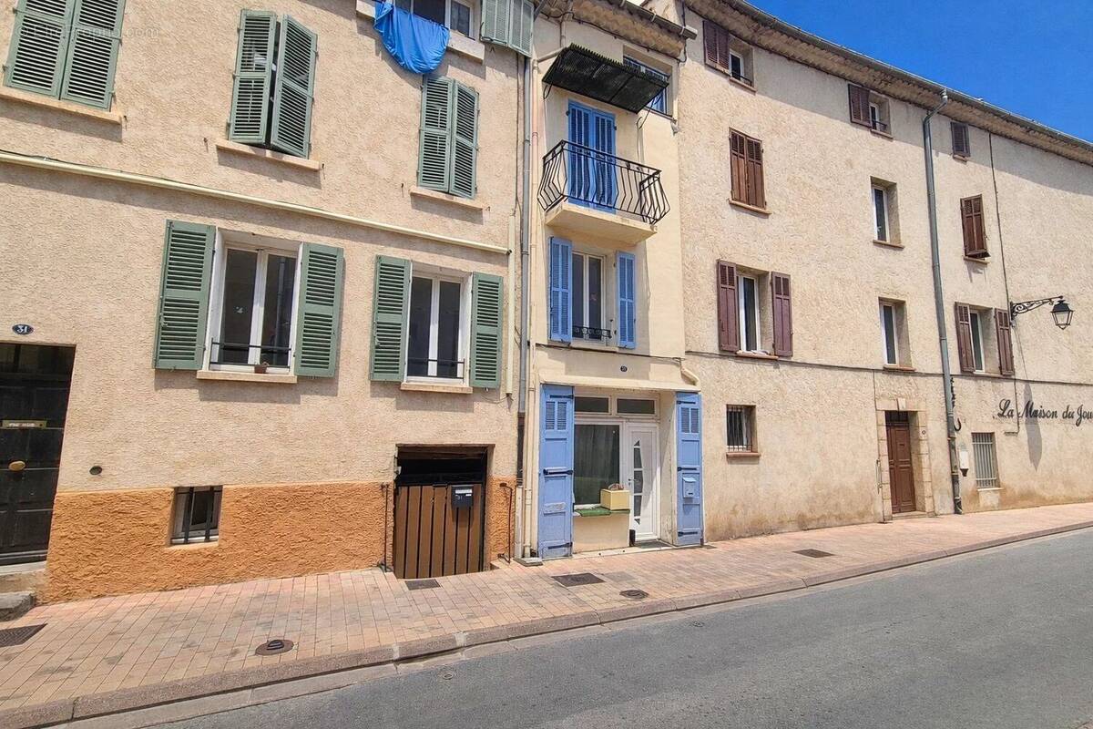 Maison à LE LUC