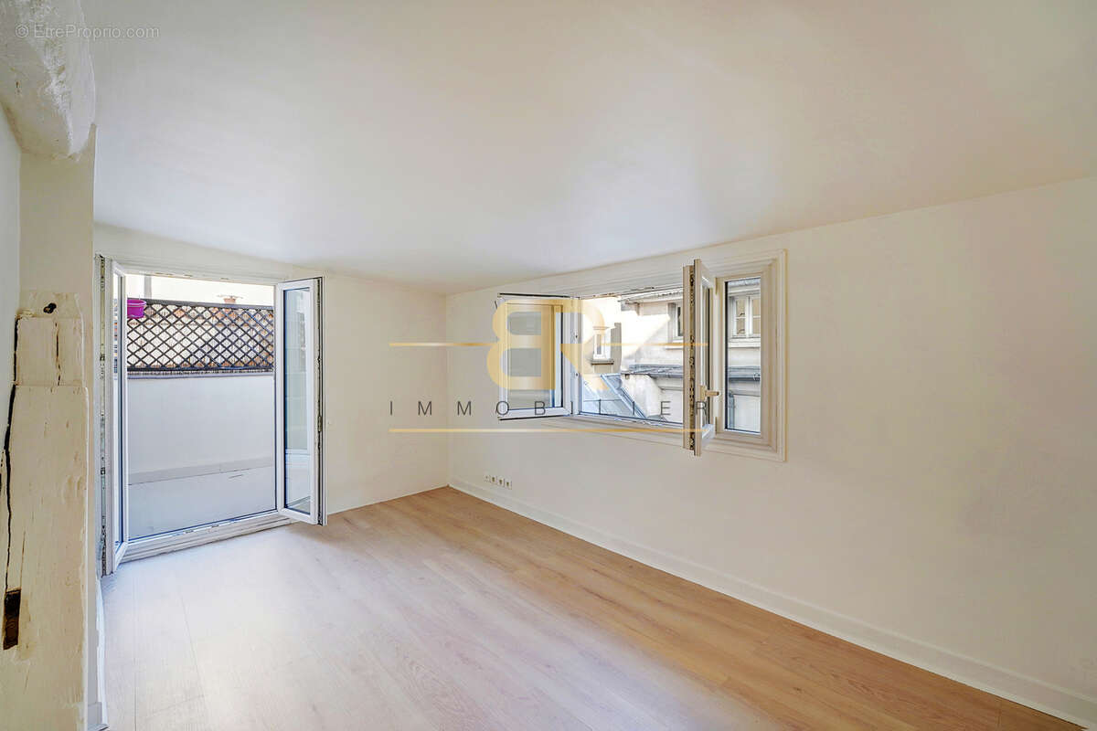 Appartement à PARIS-5E