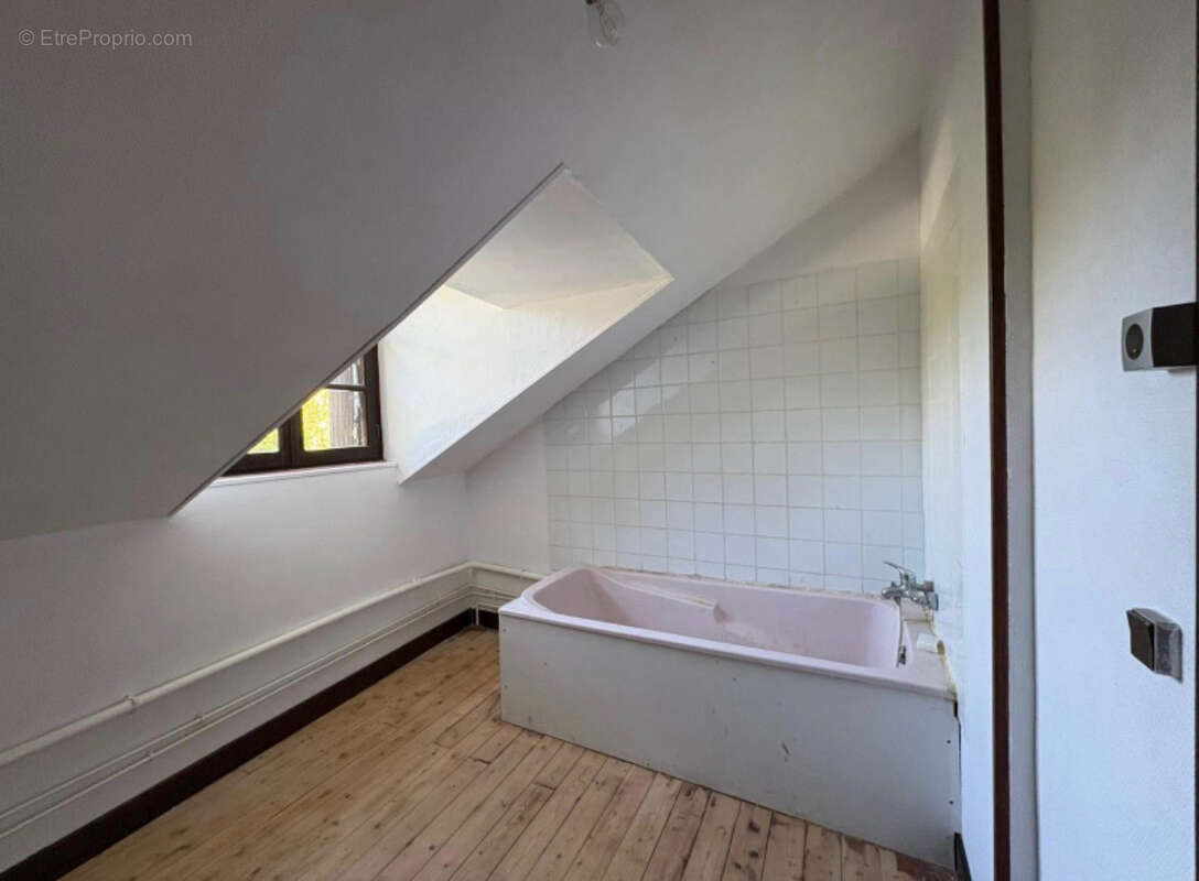 Maison à OUROUER