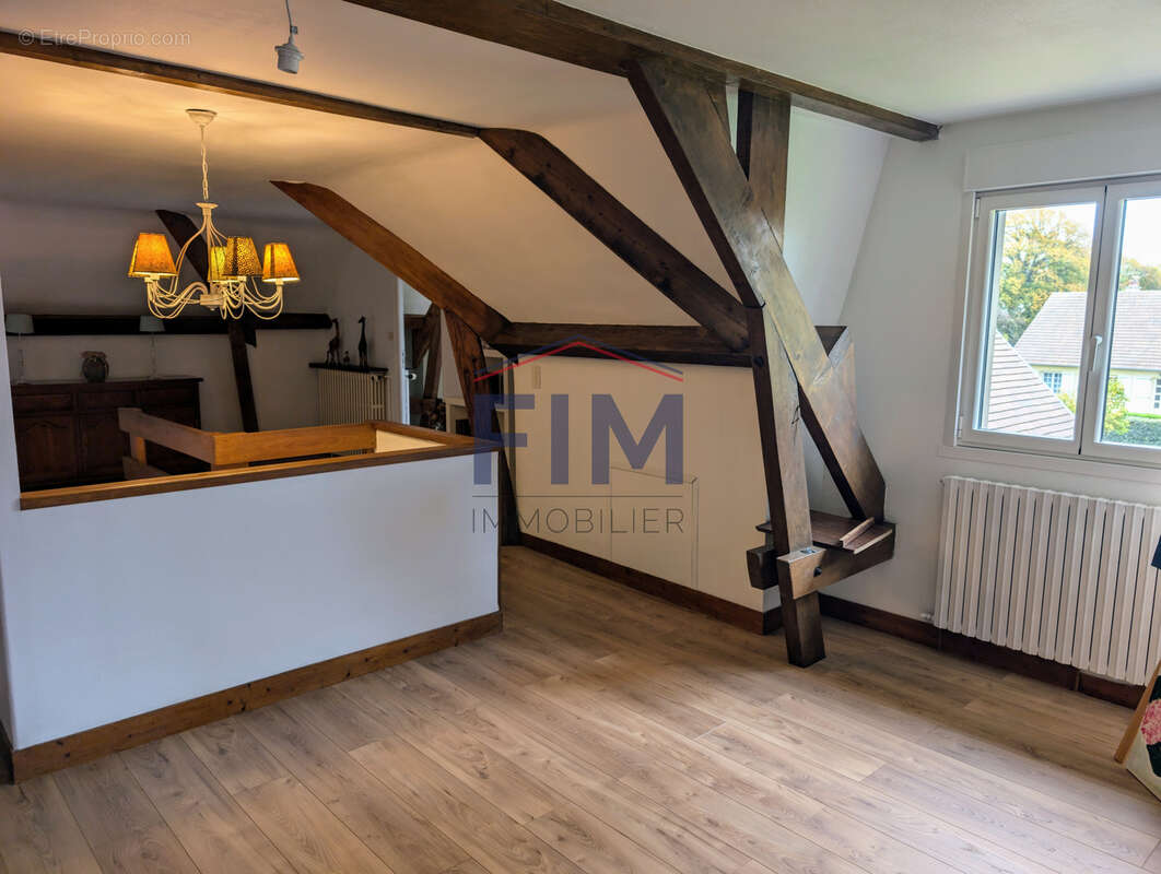 Maison à POIX-DE-PICARDIE