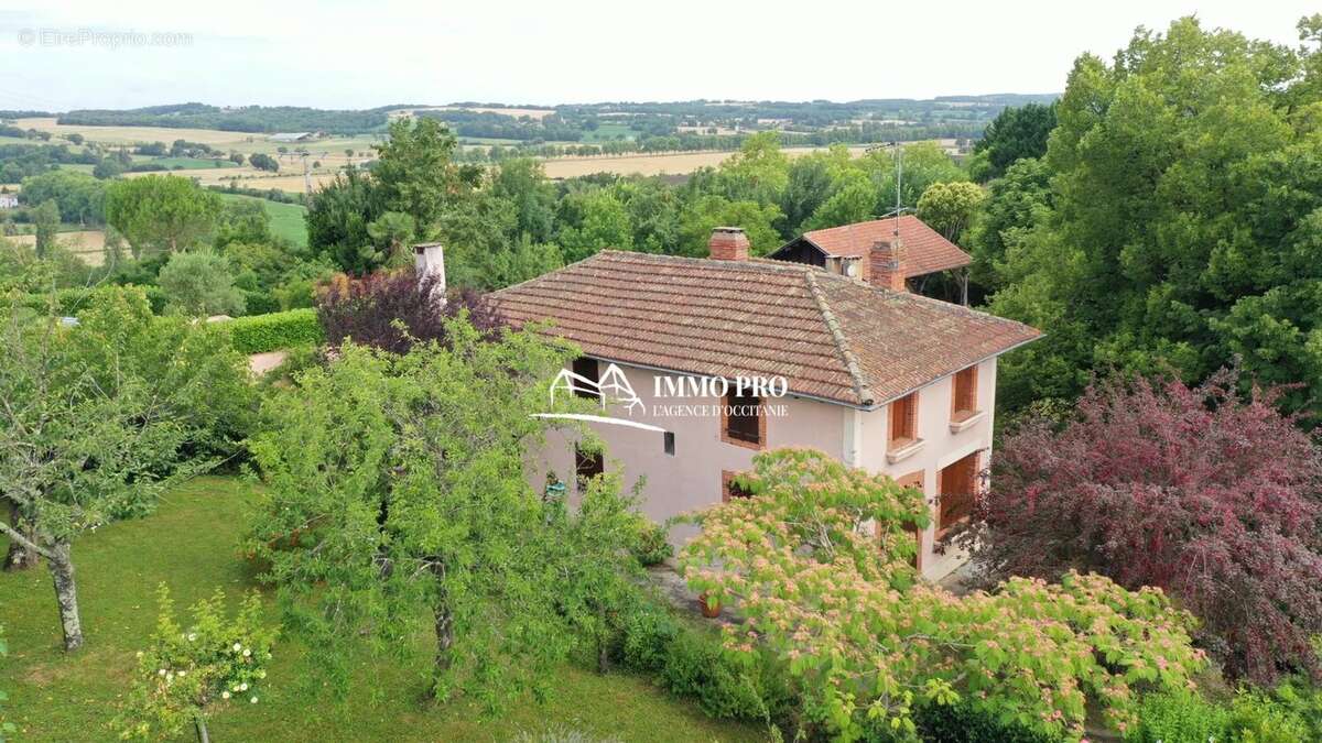 Maison à L&#039;ISLE-EN-DODON