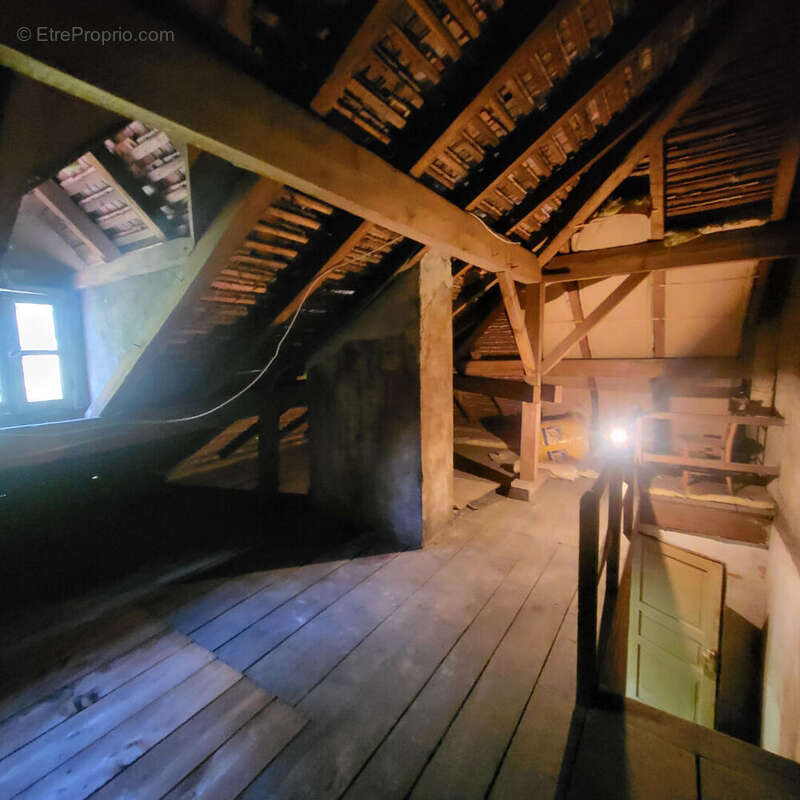 Maison à PARAY-LE-MONIAL