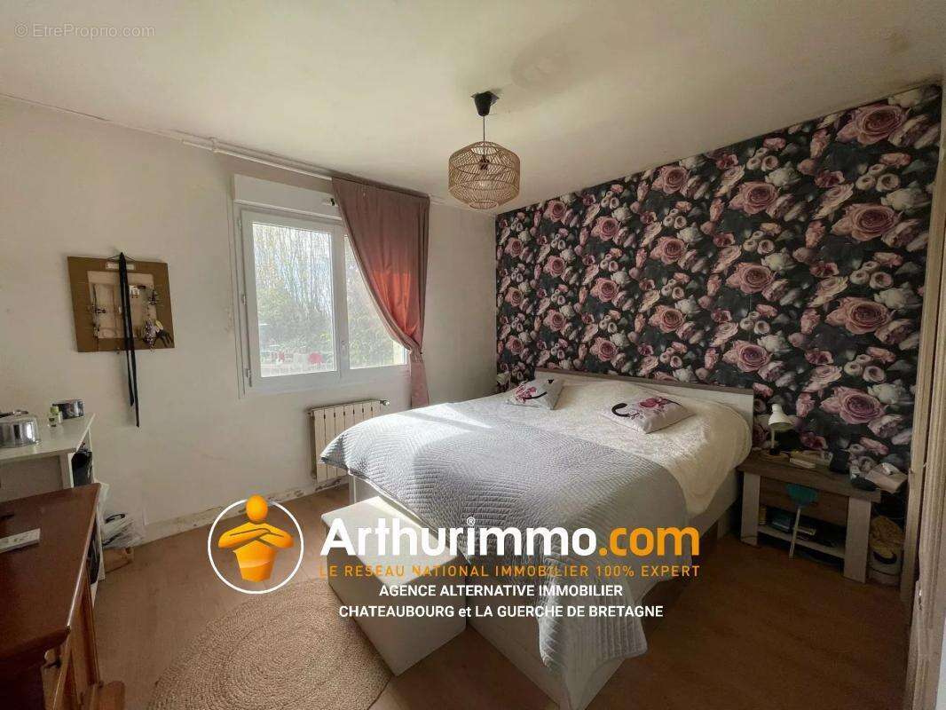 Maison à AVAILLES-SUR-SEICHE