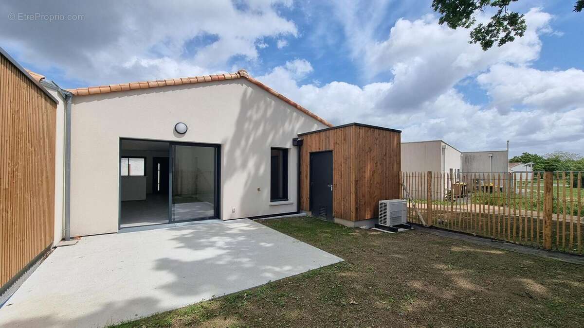 Photo 2 - Maison à SAINTE-FLAIVE-DES-LOUPS