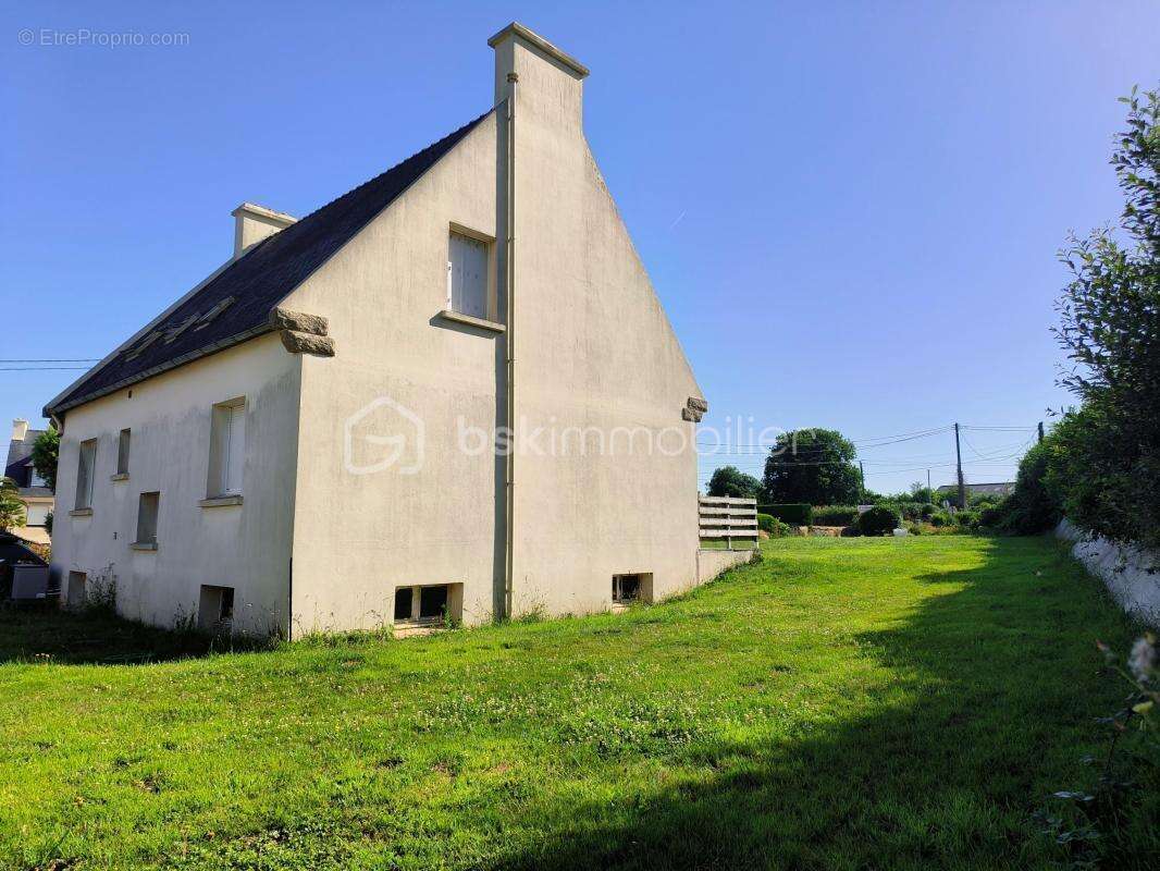 Maison à PLOUDANIEL