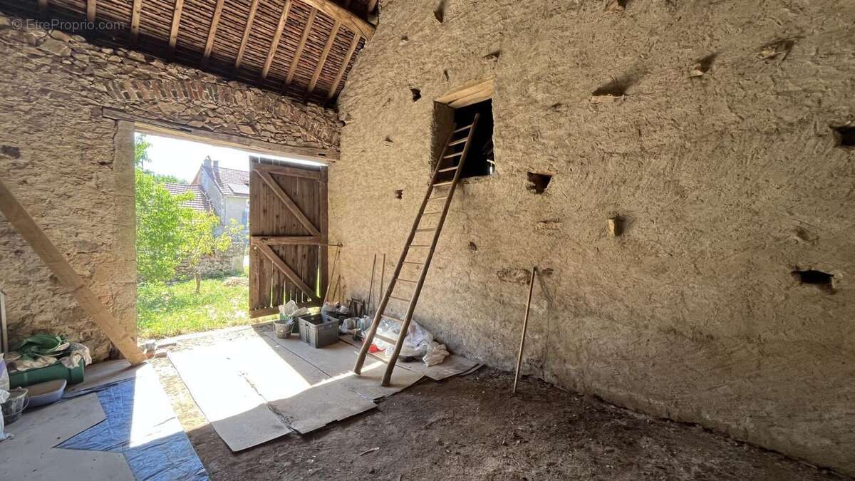 Maison à BARNAY