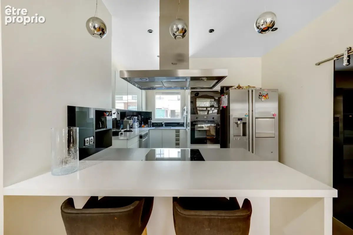5 pieces + terrasse+ parks - photo 8