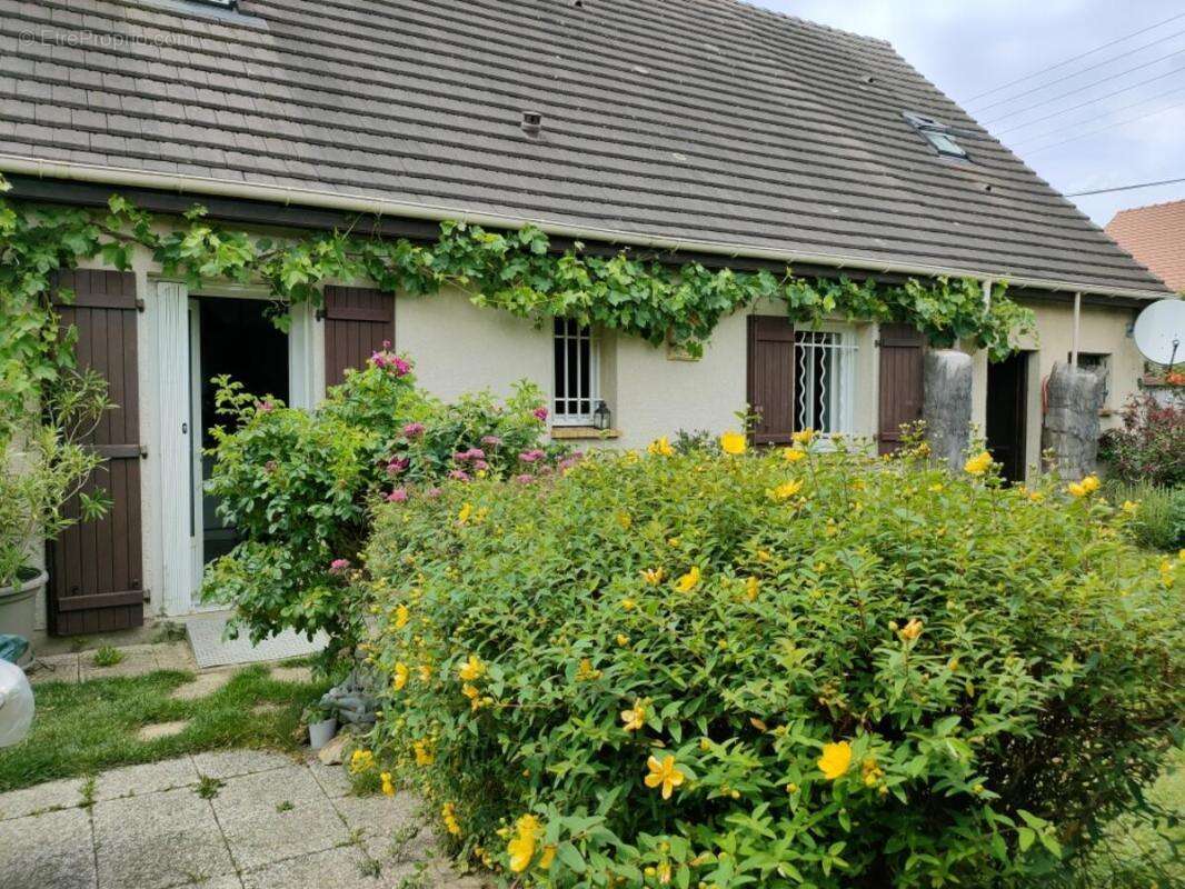 Maison à CREPY-EN-VALOIS