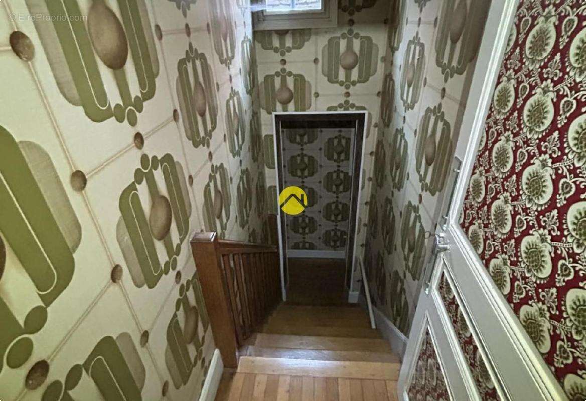 Maison à CHARENTON-DU-CHER