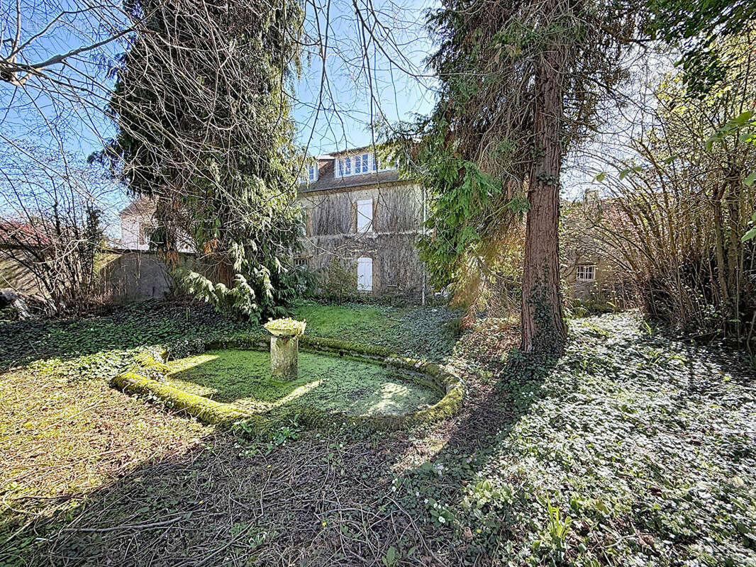 Maison à BIEVILLE-BEUVILLE