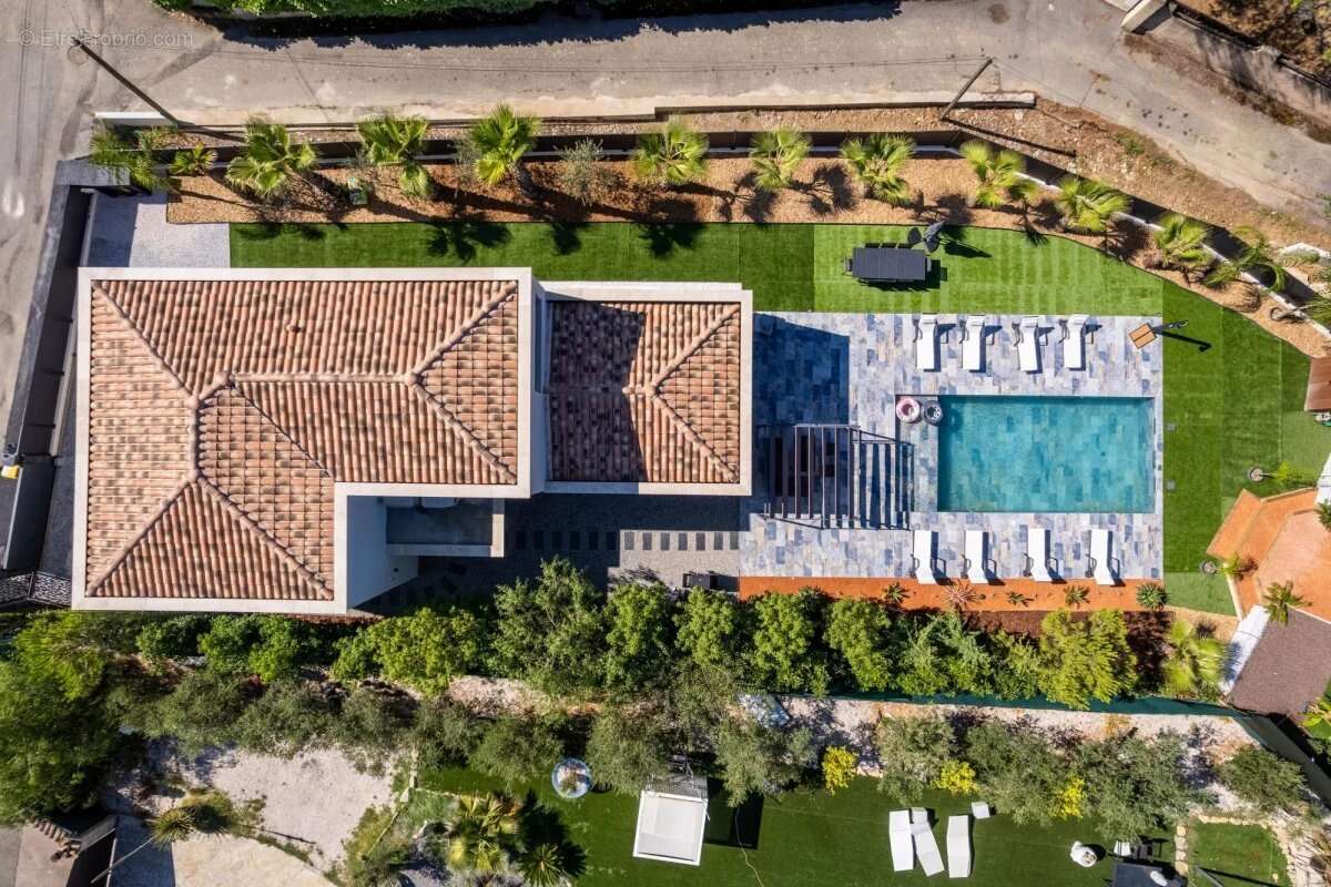 Maison à MOUGINS