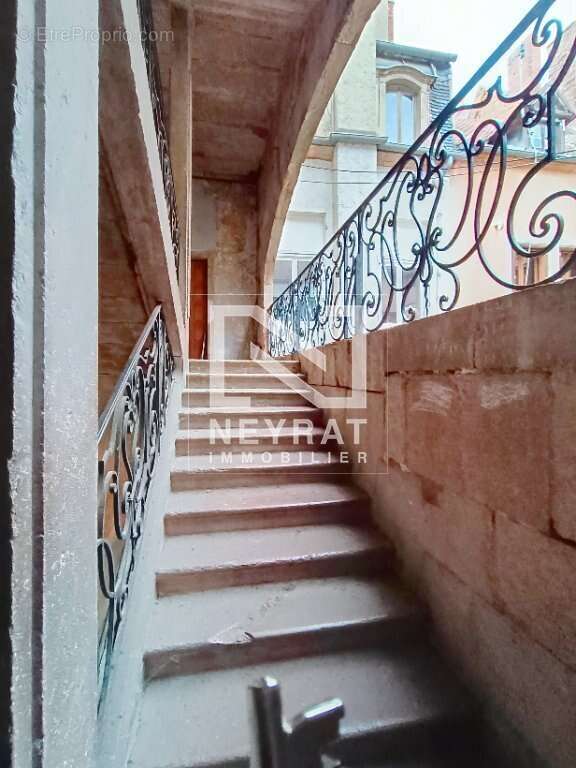 Appartement à AUXONNE