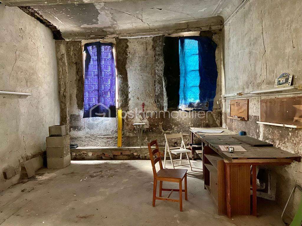 Appartement à LORGUES