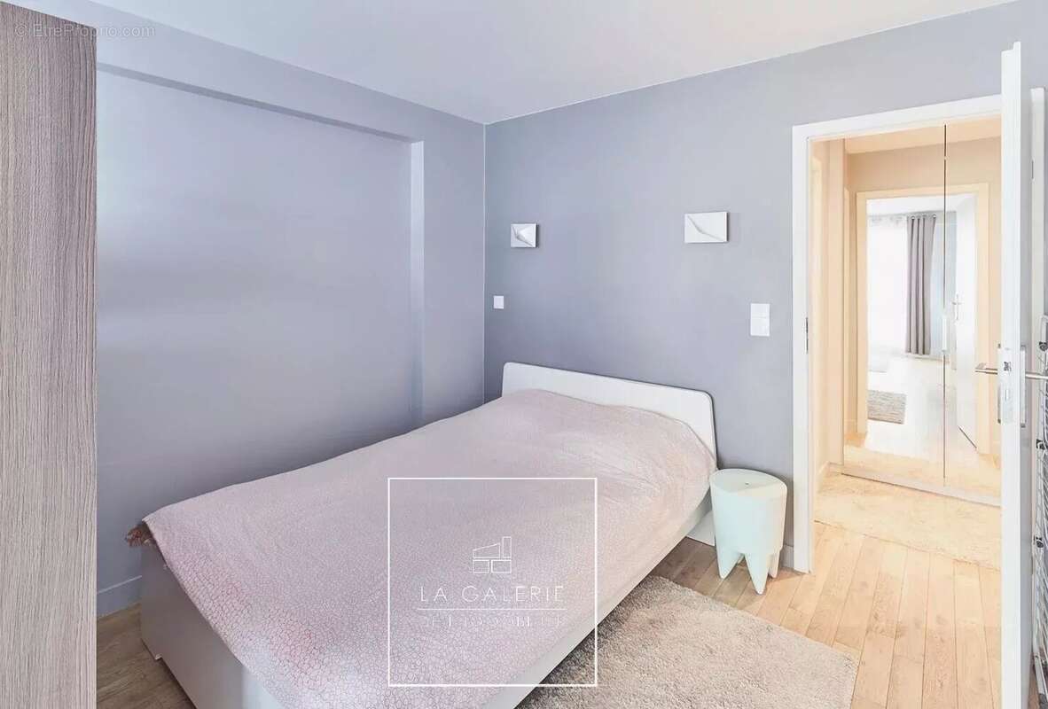 Petit bijoux  grand studio, au coeur du quartier du Commerce  à Paris 15ème - photo 9