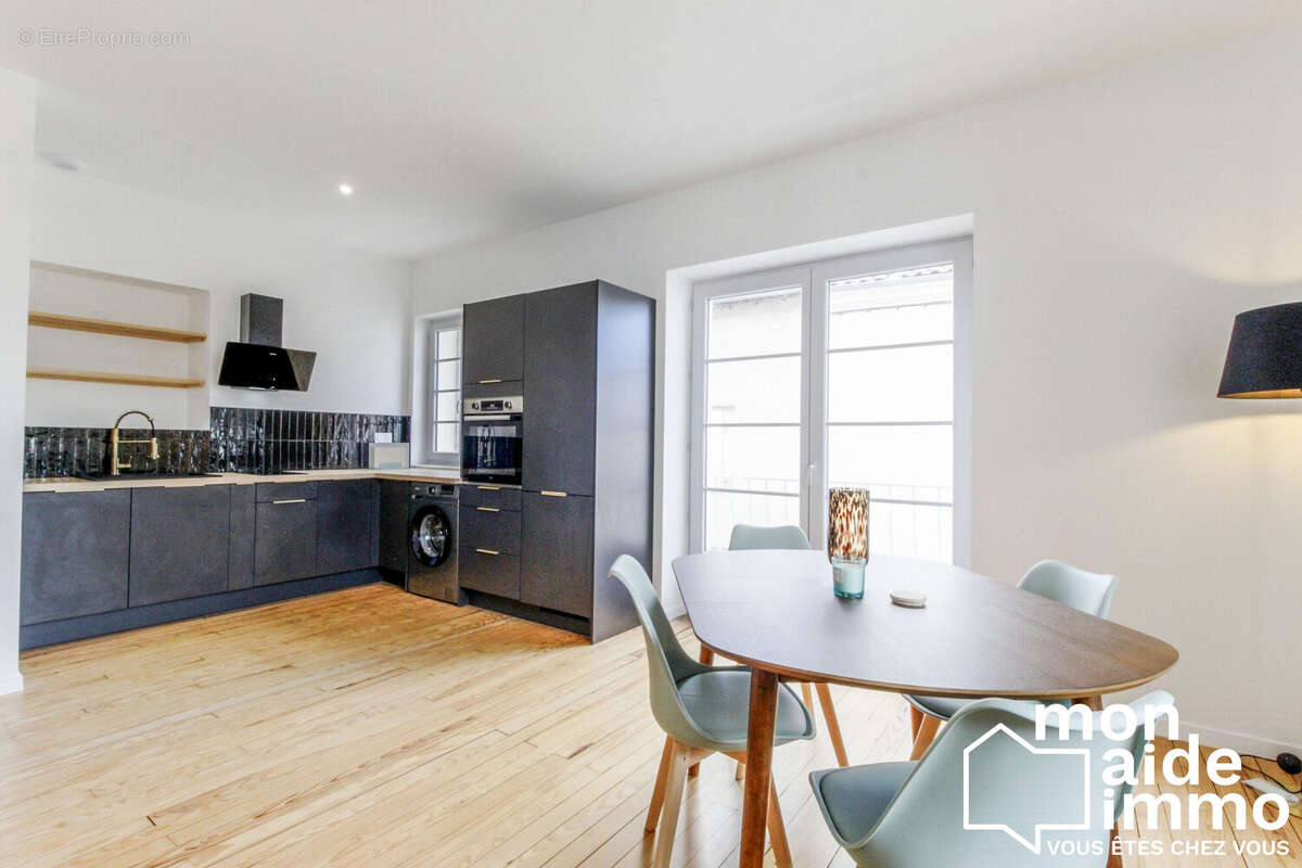 Appartement à VILLENAVE-D'ORNON