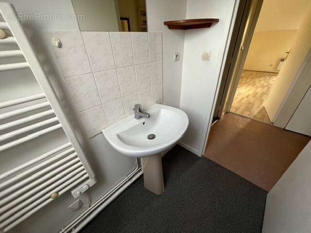 Appartement à EPERNON