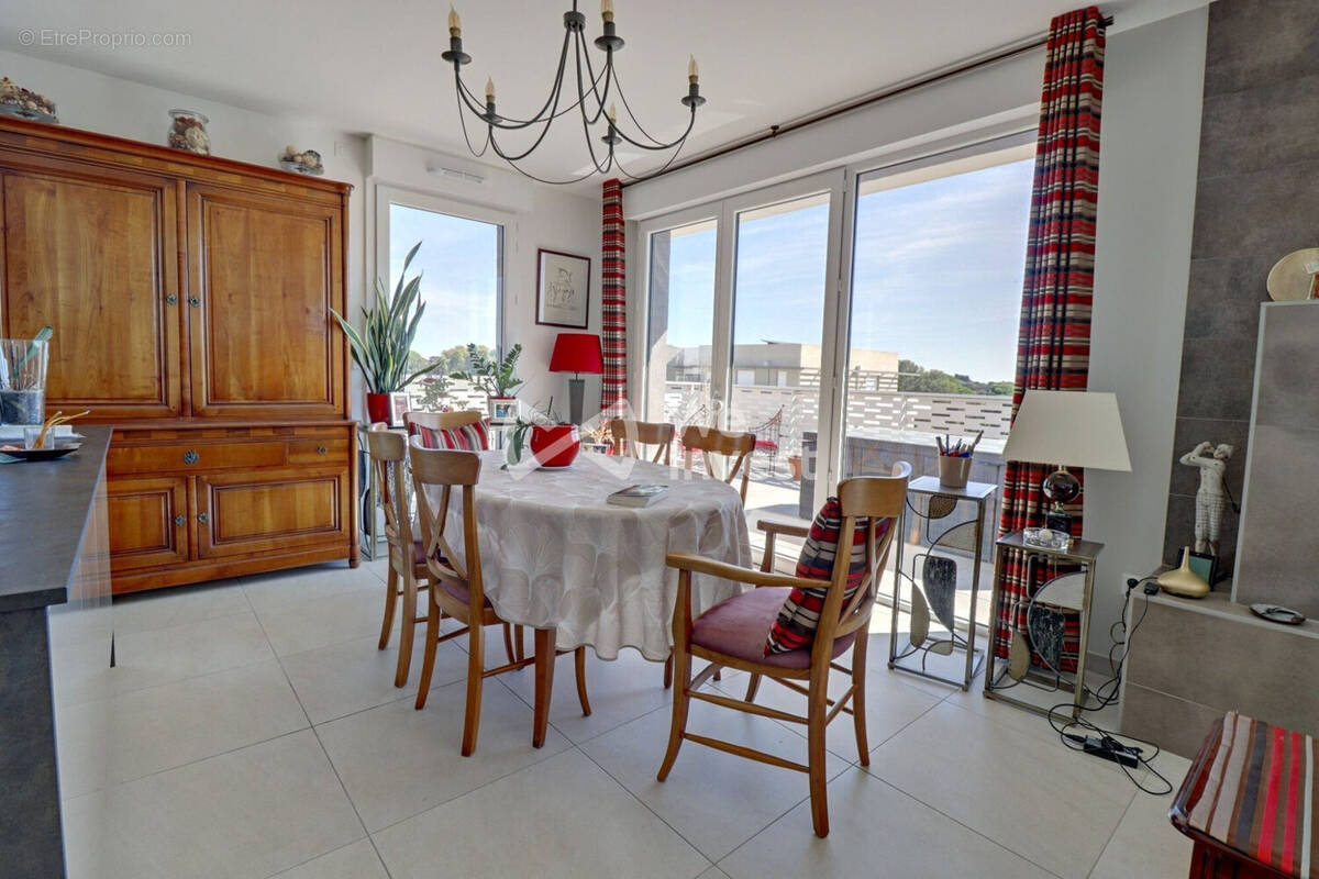 Appartement à CASTELNAU-LE-LEZ