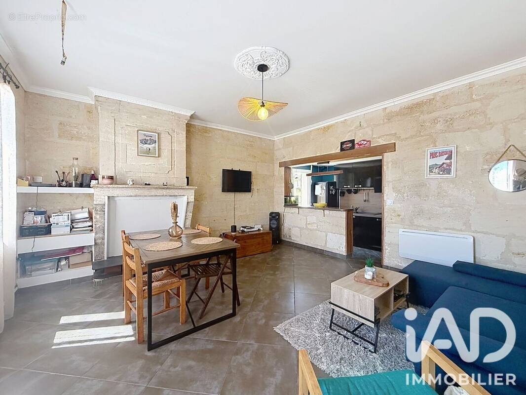 Photo 1 - Appartement à AMBARES-ET-LAGRAVE