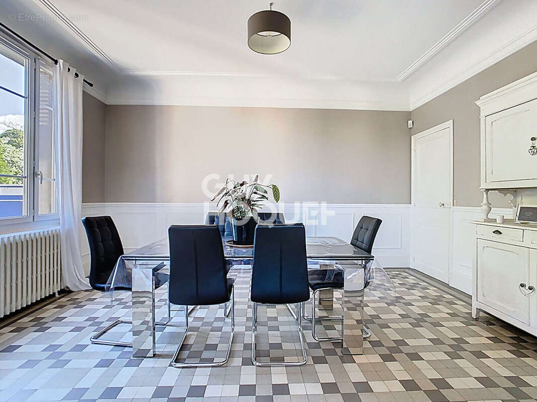 Maison à VILLERS-COTTERETS