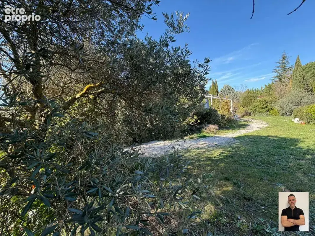 Propriétés 190M² sur 4000M² de terrain - photo 4