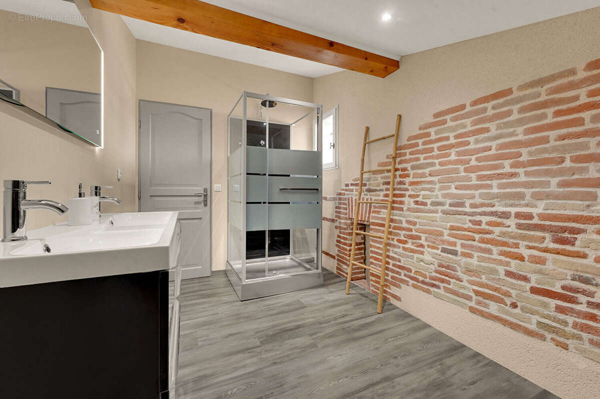 Toulousaine rénovée de 209 m² avec Jardin & Piscine - photo 8