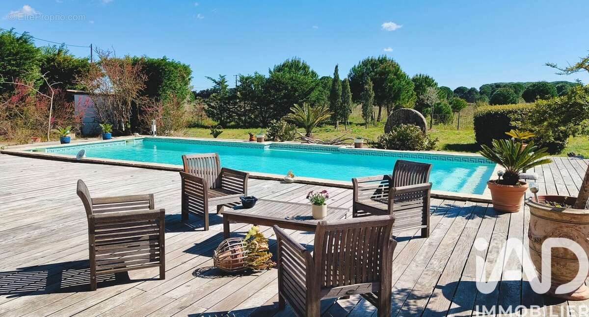 Photo 2 - Maison à SAINT-LAURENT-D'AIGOUZE