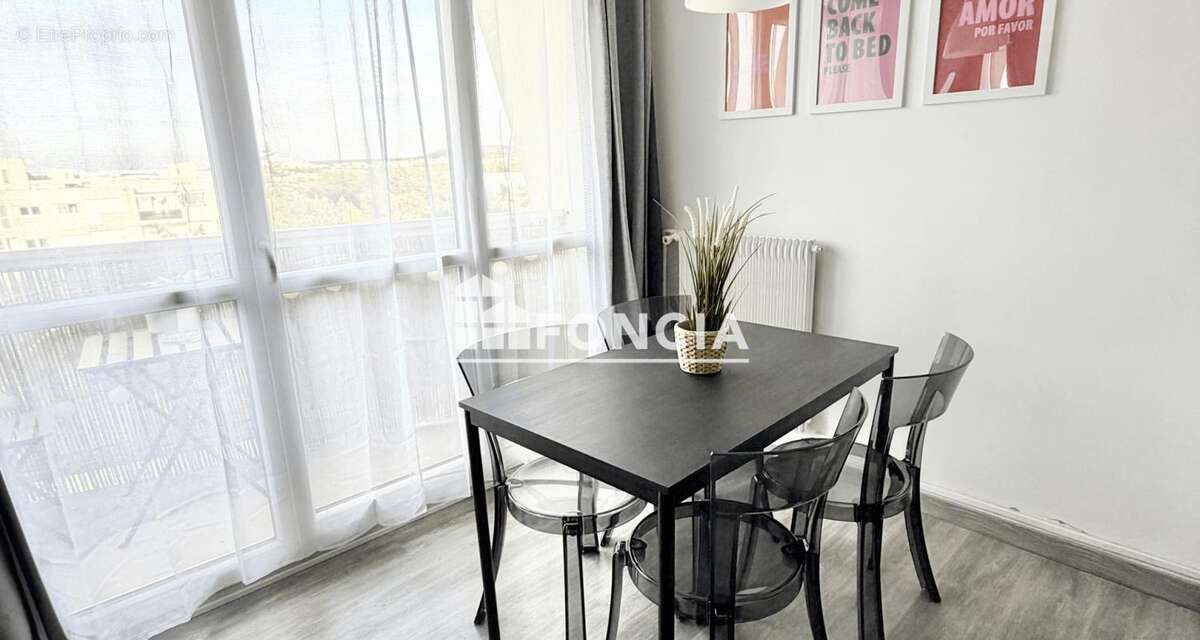 Appartement à PLAISIR