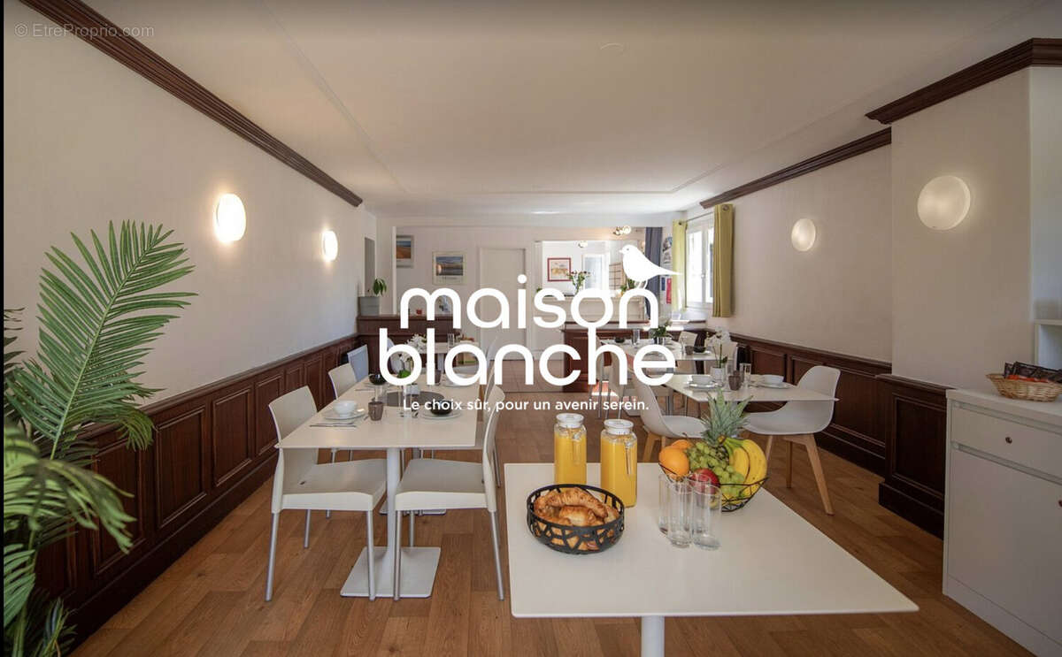 Appartement à VARAVILLE