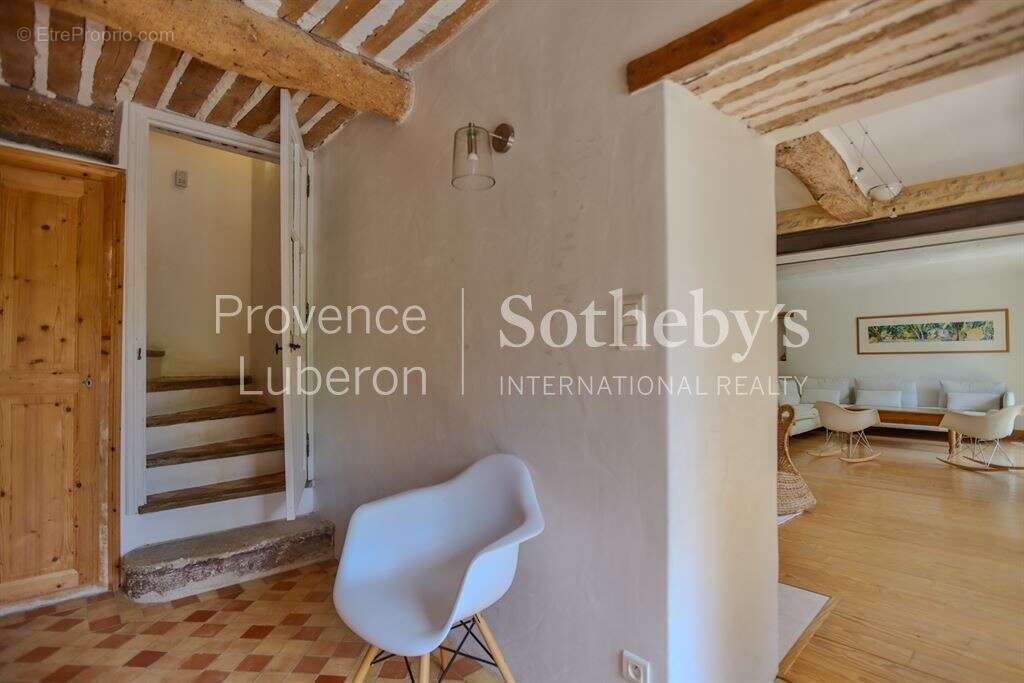 Maison à SAUMANE-DE-VAUCLUSE