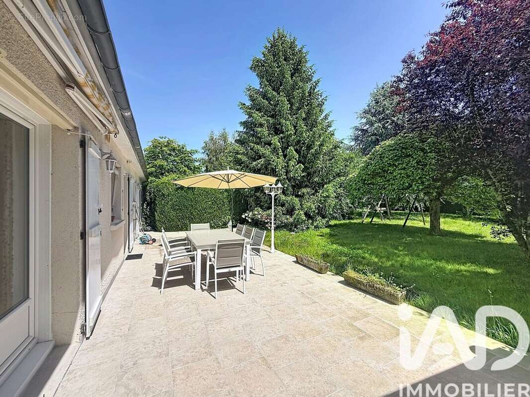 Maison 165 m² à Favieres  - photo 3