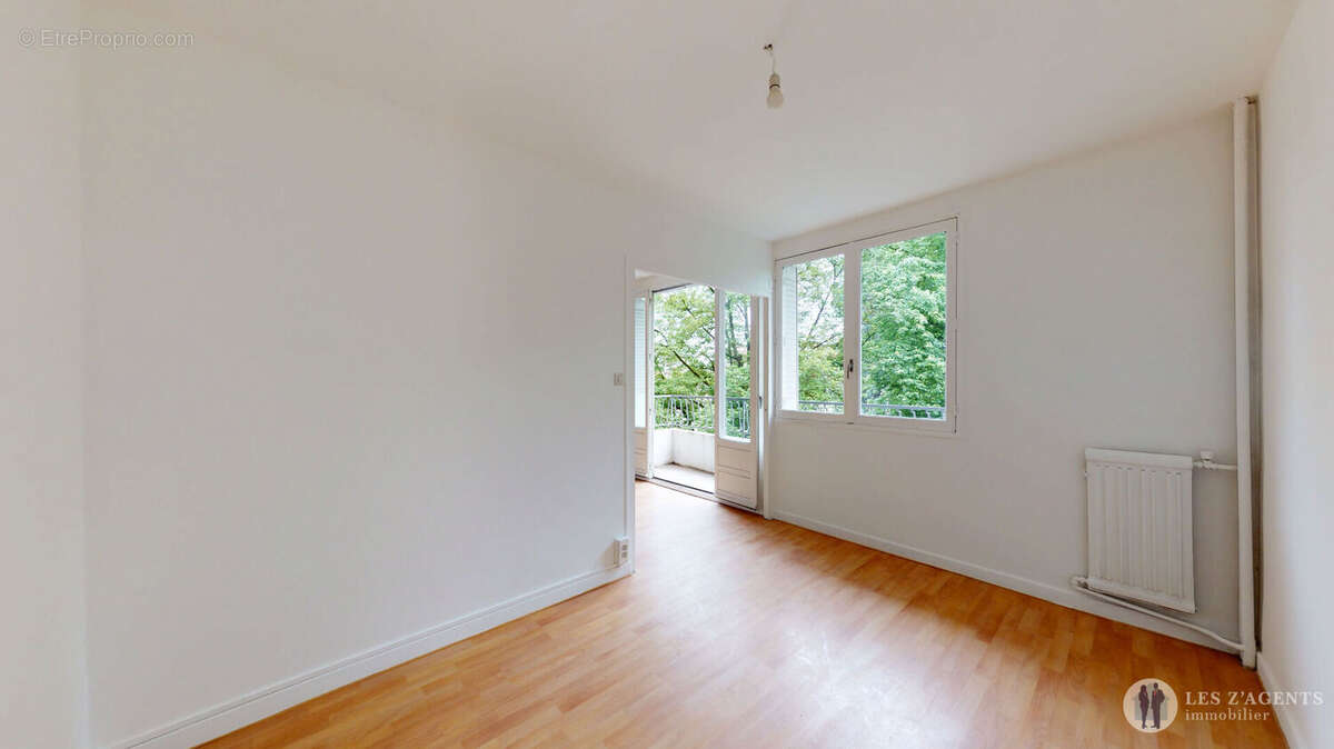 Appartement à SAINT-MARTIN-D&#039;HERES