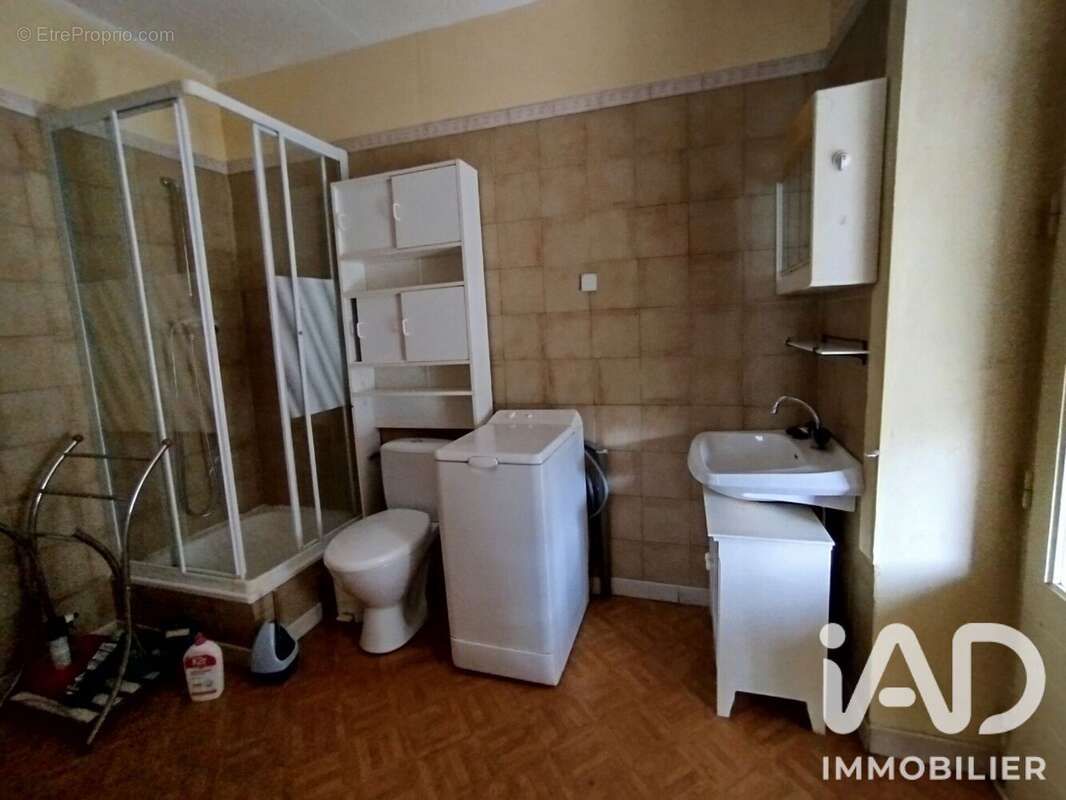 Photo 9