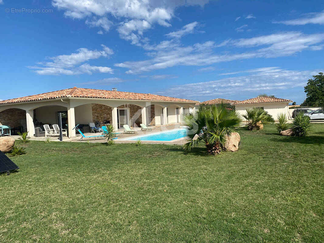 Maison à PRUNELLI-DI-FIUMORBO