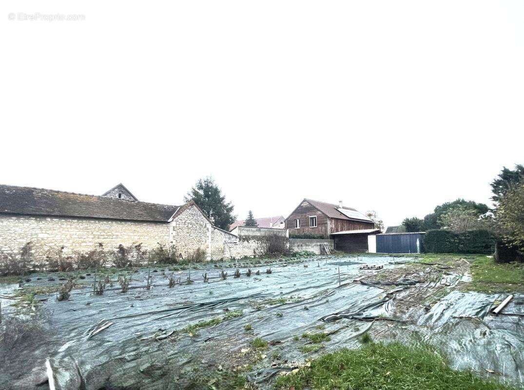 Terrain à INGRANDES