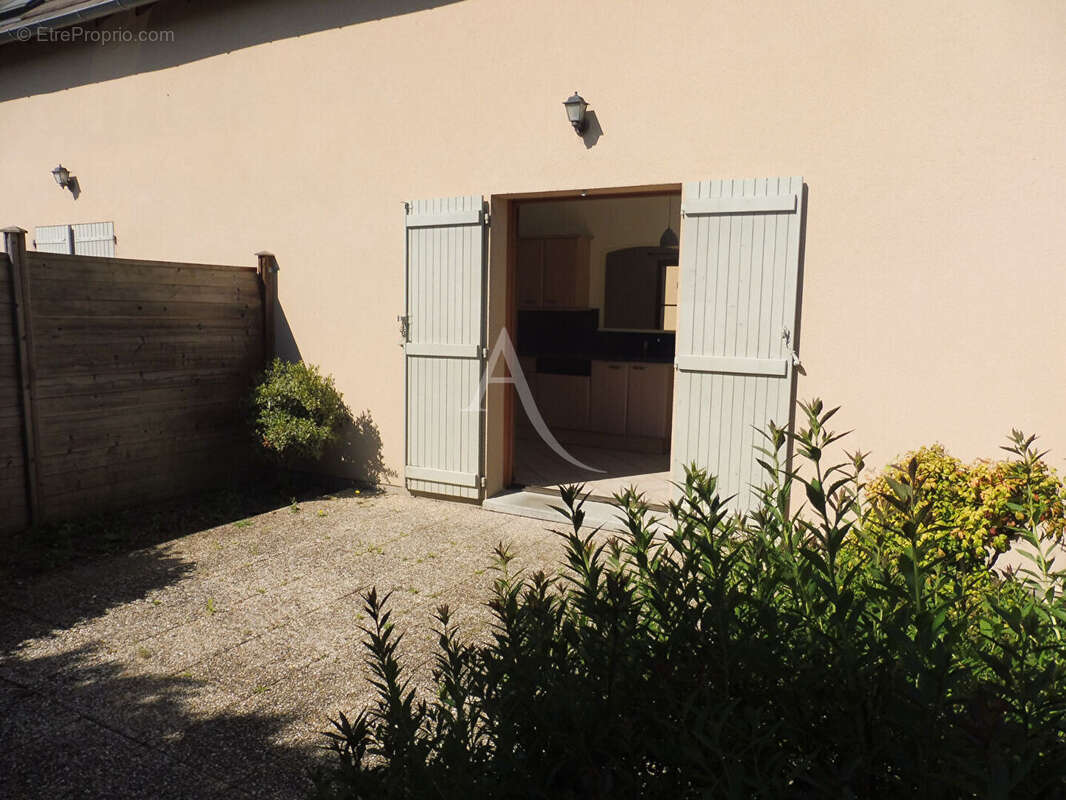 Maison à LAMOTTE-BEUVRON