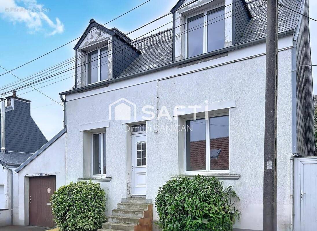 Photo 1 - Maison à EQUEURDREVILLE-HAINNEVILLE