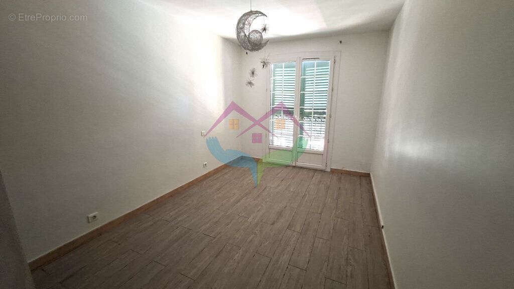 Appartement à SAINT-RAPHAEL