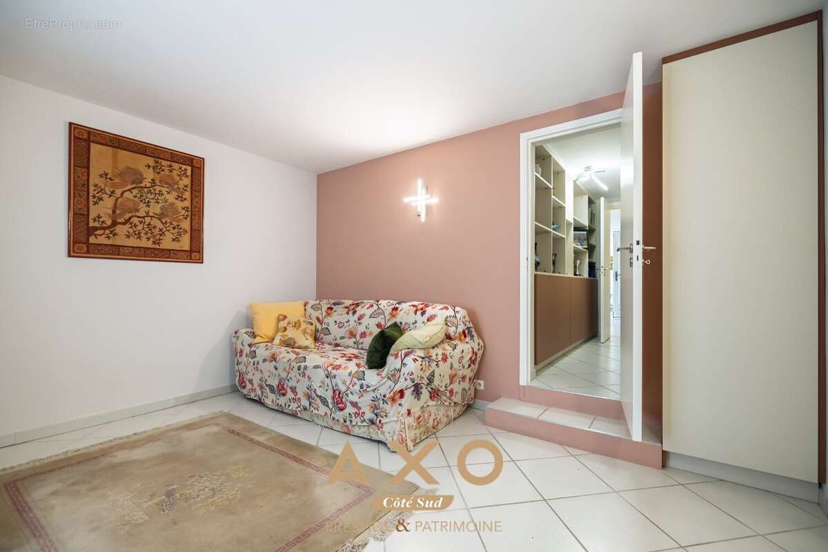 Eguilles - maison - 194 m² - t6 - piscine - terrain 1 072 m² - 1 195 000  - photo 10
