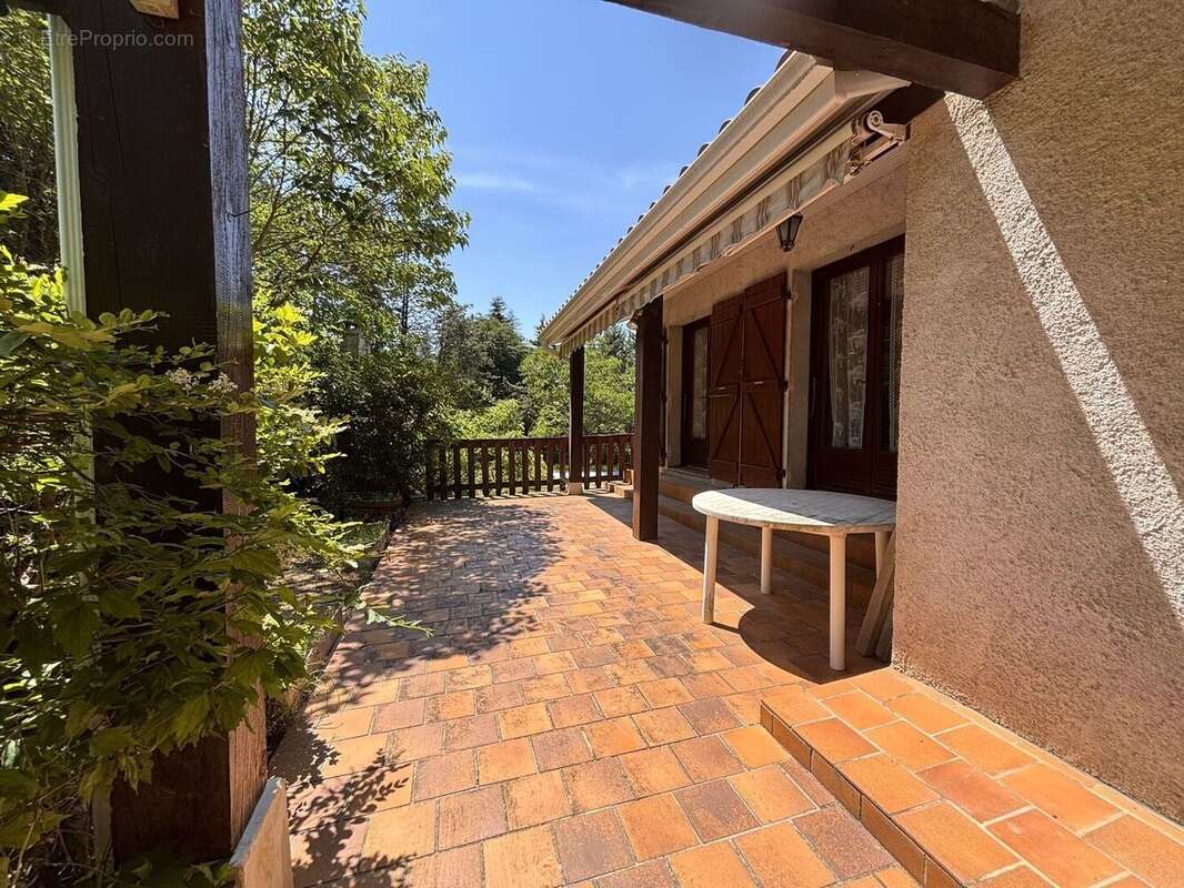 terrasse avant de la maison - Maison à CAHORS