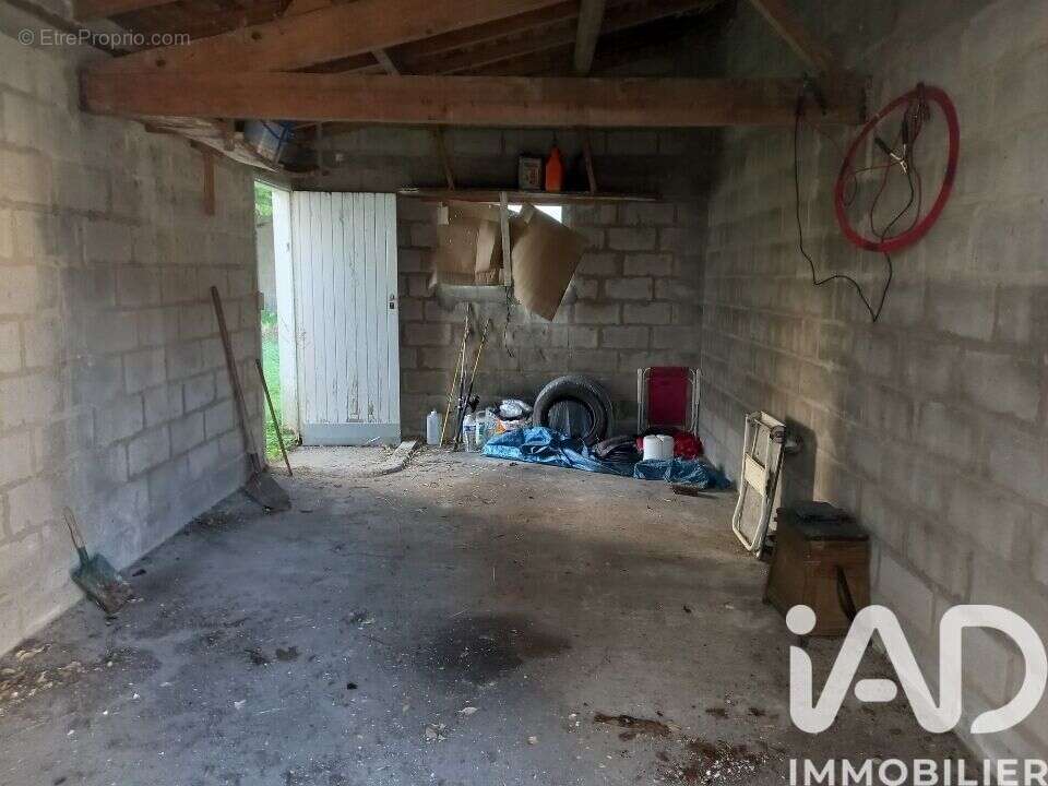 Photo 5 - Terrain à SAUJON