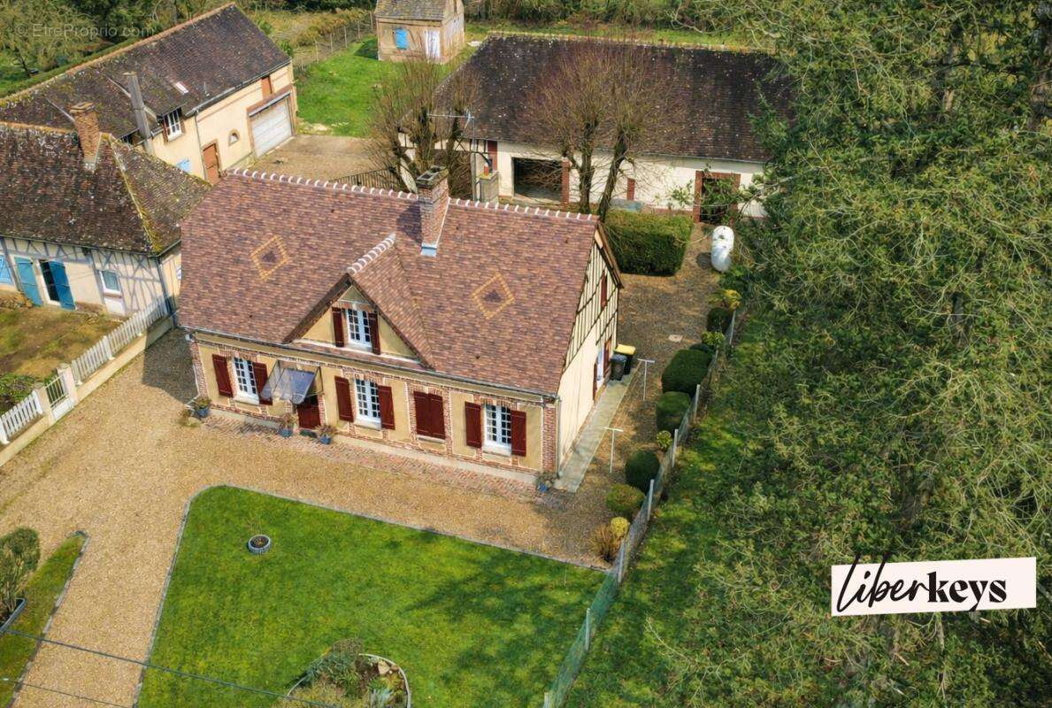 Maison à BRETEUIL