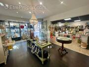 Commerce à LES SABLES-D&#039;OLONNE