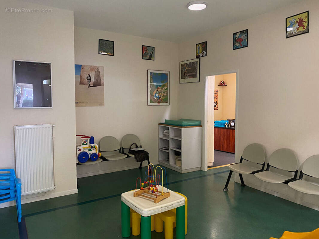 Investisseurs : local medical avec place privative - photo 3