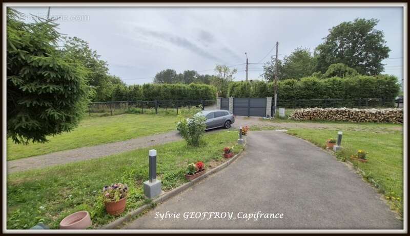 Maison à ETIVAL-CLAIREFONTAINE