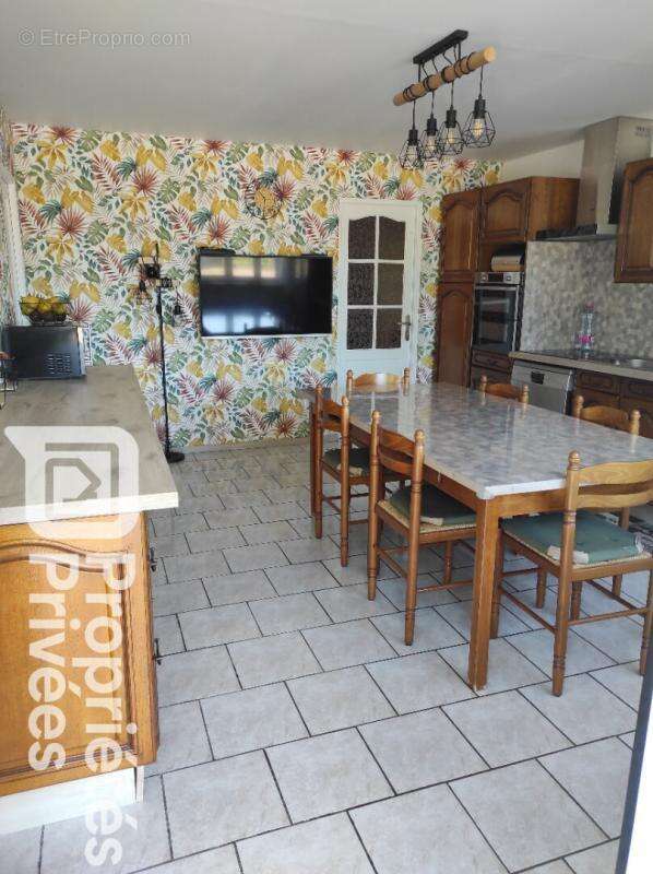 Maison à LONGNY-AU-PERCHE