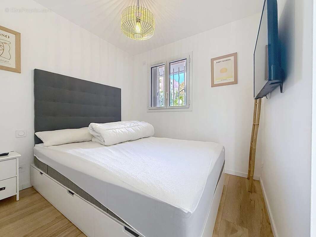 Appartement à VILLENEUVE-LOUBET