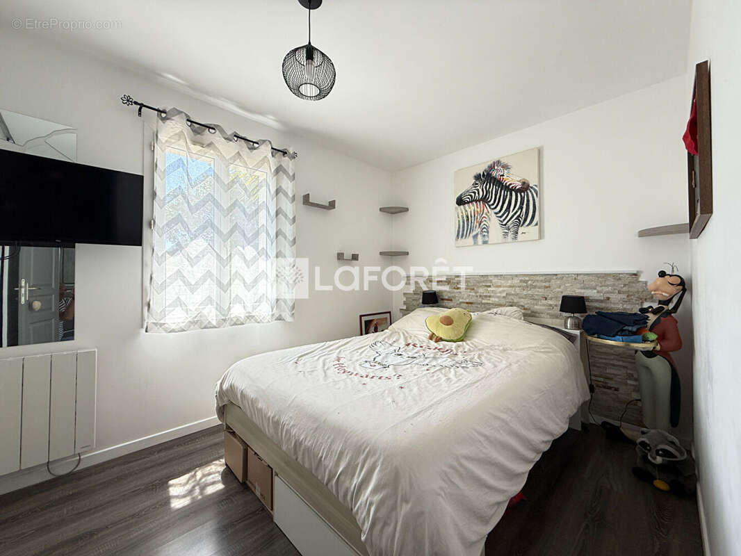 Maison à SAINT-ROMAIN-DE-BENET